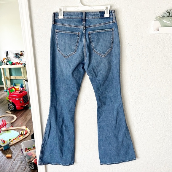 Abercrombie & Fitch Jeans Women's 28 6 The Flare Ultra High Rise Stretch Retro - Picture 2 of 8